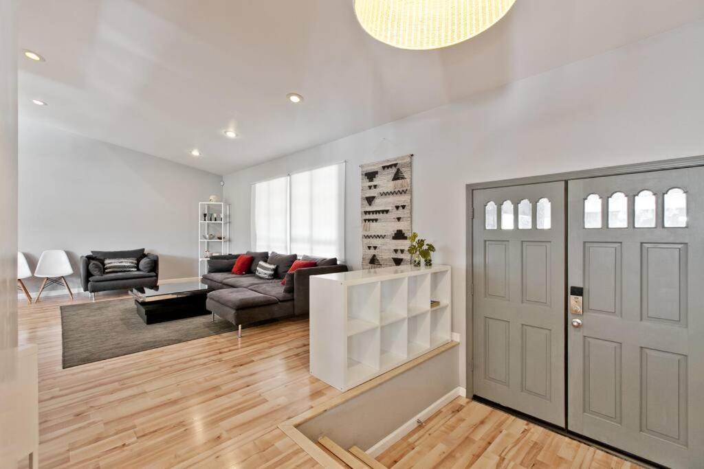 Villa Bright, Modern 4Br With Beautiful Backyard & Pool! Las Vegas Esterno foto